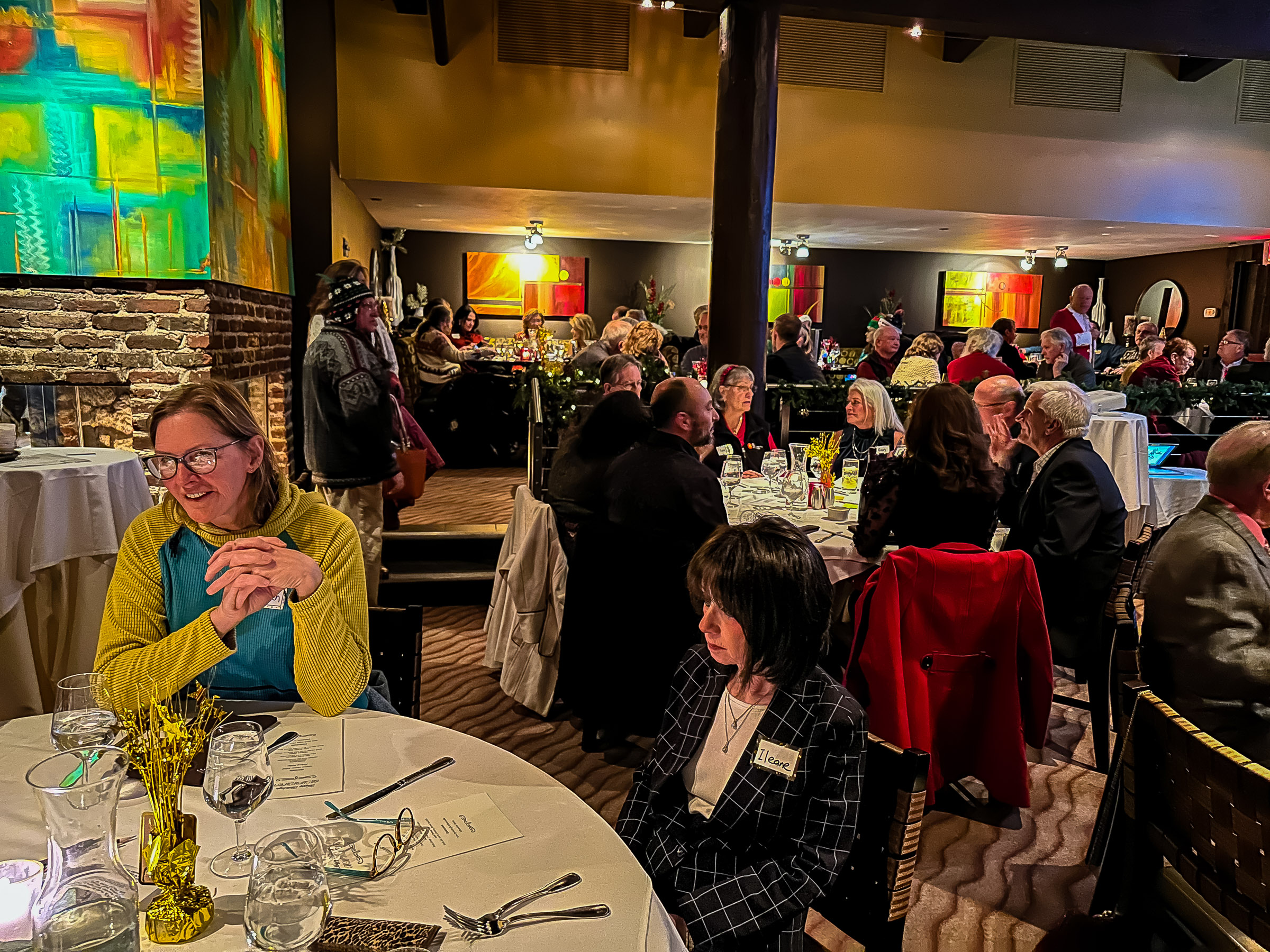 The club had is annual Holiday party at Simms Steak house last night. It's a great venue with an incredible view of the city. We had over 80 members attending for a great time.